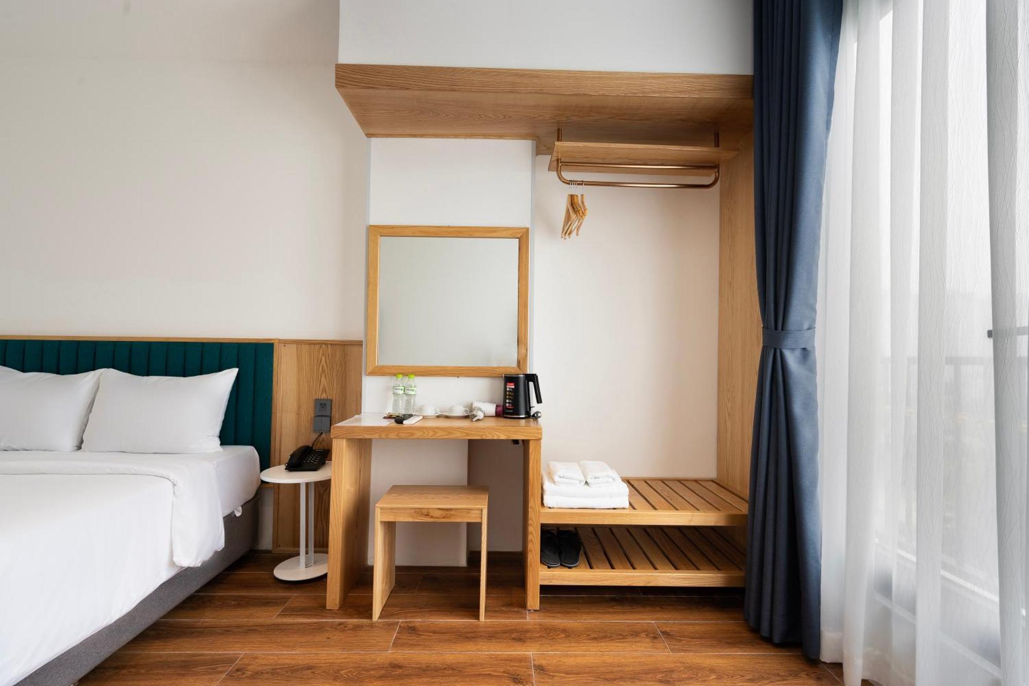 Haven Hut Riverside Hotel Хошимін Екстер'єр фото
