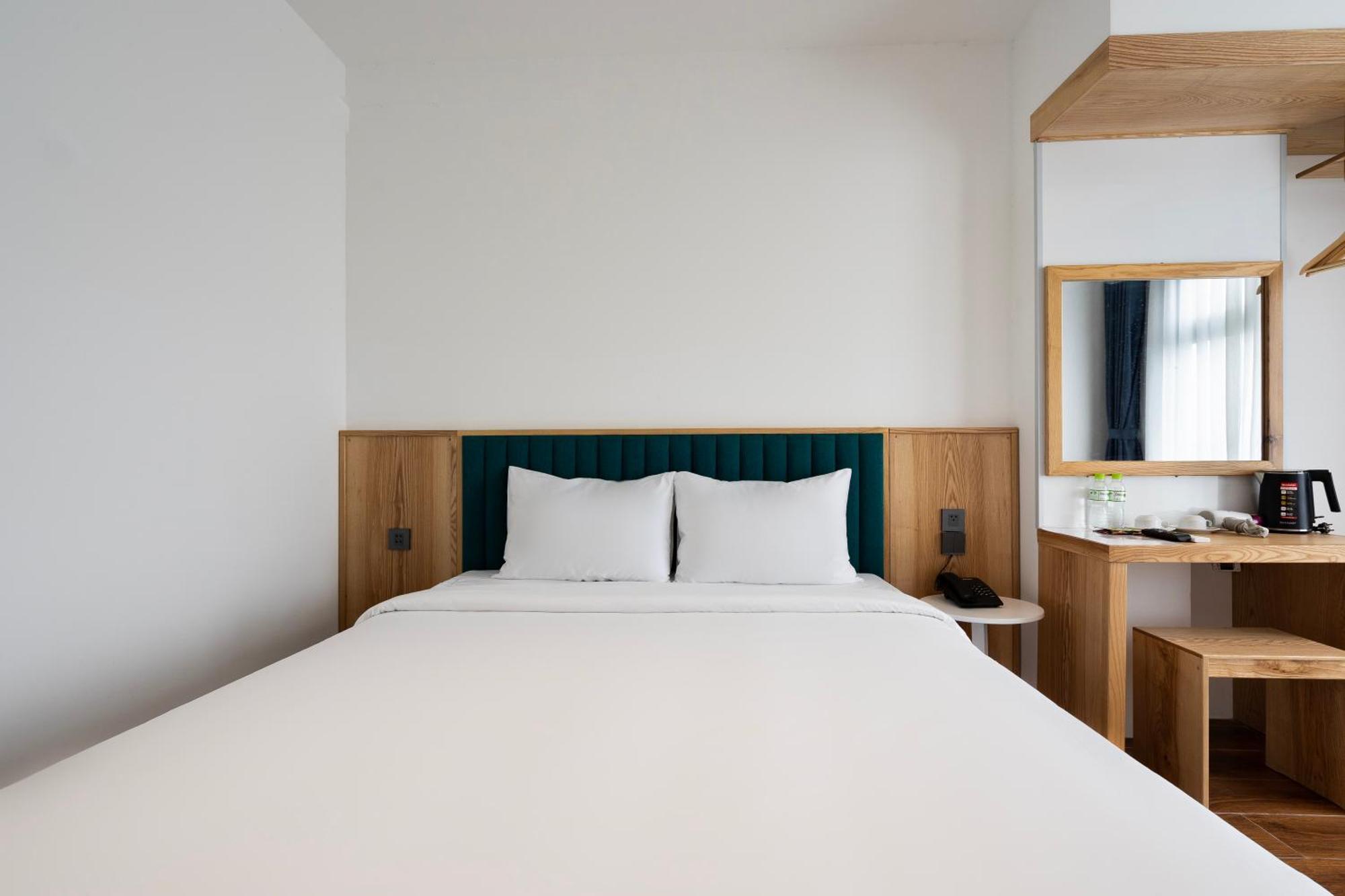 Haven Hut Riverside Hotel Хошимін Екстер'єр фото